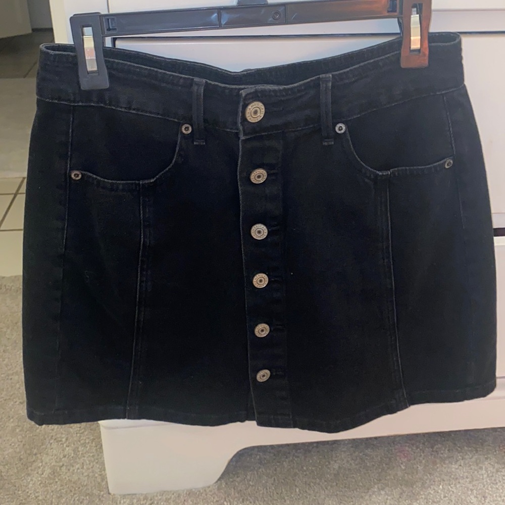 Black denim american eagle skirt